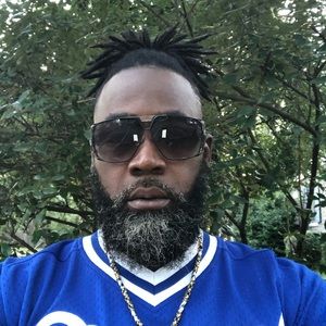 Meet your Posher, Corey